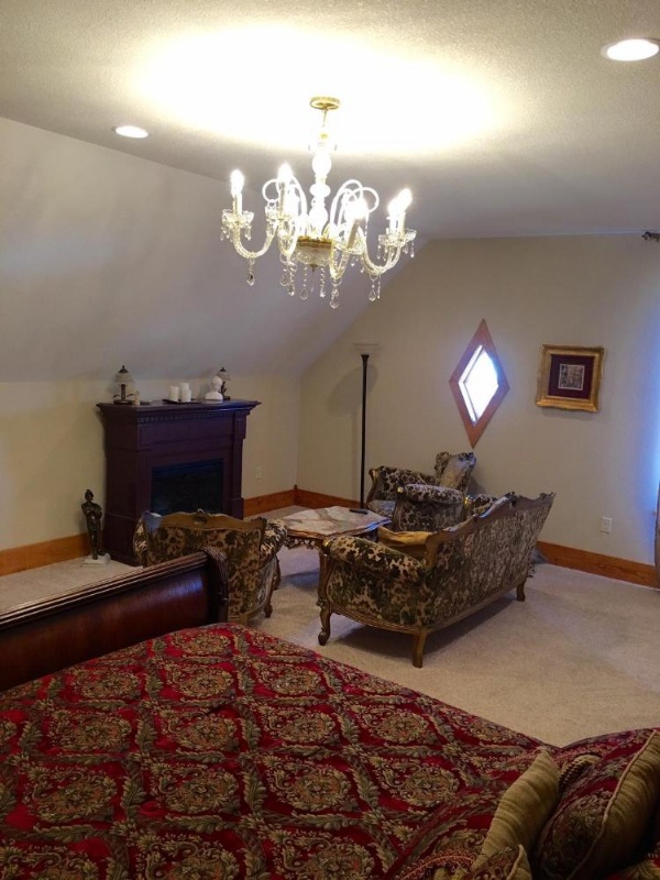 Attwood House Bed and Breakfast near Manhattan, KS image 13